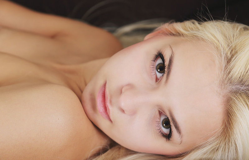 Марта, 27